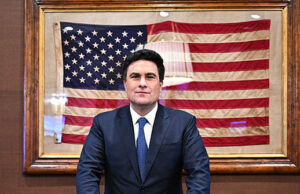 Exclusivo – Nate Morris: ‘Villas’ Andy Barr atacaria ativistas da imigração como “Nativiste” Exclusivo - Nate Morris: 'Villas' Andy Barr atacaria ativistas da imigração como "Nativiste"