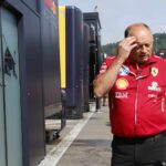 O diretor da equipe da Ferrari, Frederic Vasseur Team Garage, fora da Fórmula 1 Grande Prêmio Spa-Francorchamps Race Prêm, Bélgica, 25 de julho de 2025. F1.
