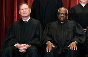 Feldman: o “originalista” do tribunal reinterprete o precedente para justificá -lo para rejeitá -lo Feldman: o "originalista" do tribunal reinterprete o precedente para justificá -lo para rejeitá -lo