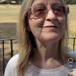 Fiona Phillips, 64 anos, foi vista sorrindo e puxou o sol em um novo vídeo adorável que seu marido Martin Frzell compartilhou no Instagram na sexta -feira