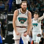Fontes: Grizzlies Huff Center for Pacers