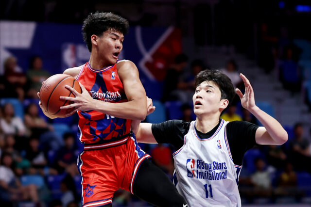 A Universidade Escolar-Alusal de Nasser (Freiras) pode não se aprofundar nos convites de abertura da NBA Stars Stars, mas os bullpups aceleraram para cercas na saída.