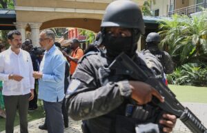 Gangues criminosas violentas têm “controle quase completo” da capital mundial, disse a ONU Gangues criminosas violentas têm "controle quase completo" da capital mundial, disse a ONU