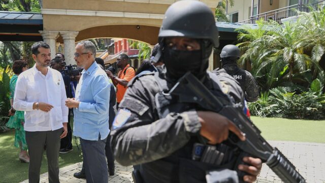 Gangues criminosas violentas têm "controle quase completo" da capital mundial, disse a ONU

