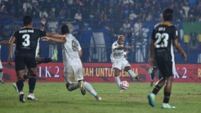 Graças a Ronaldo, Persib e Arema FC, centenas de milhões de rúpias foram embolsadas na Copa Presidencial de 2025

