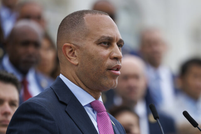 Hakeem Jeffries '' Magic Minates 'Streches Pass uma hora

