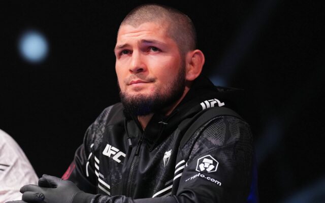 Hall da Fama, Khabib Nurmagomedov não faz turnê pelo UFC: "Separe homens dos homens"

