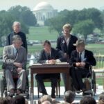 Hoje na história: 26 de julho, os americanos com deficiência agiram na lei