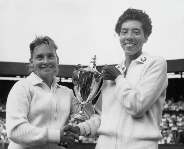 Hoje na história: 6 de julho, Althea Gibson vence Wimbledon

