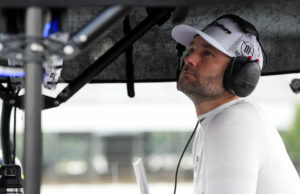 “I Feeling A Pop”: Shane Van Gisbergen’s Crew, quebra de costela, coleta de pulmões se espalha a lesão "I Feeling A Pop": Shane Van Gisbergen's Crew, quebra de costela, coleta de pulmões se espalha a lesão