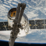 ISO-NASSA da terra da terra isolada em 30 de julho