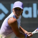 Iga Świątek na 2ª rodada de Wimbledon. A mulher russa segurou o ritmo apenas no primeiro set