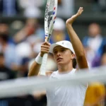 Iga Świątek no quarto -Finale de Wimbledon. Levou uma hora e cinco minutos para progredir
