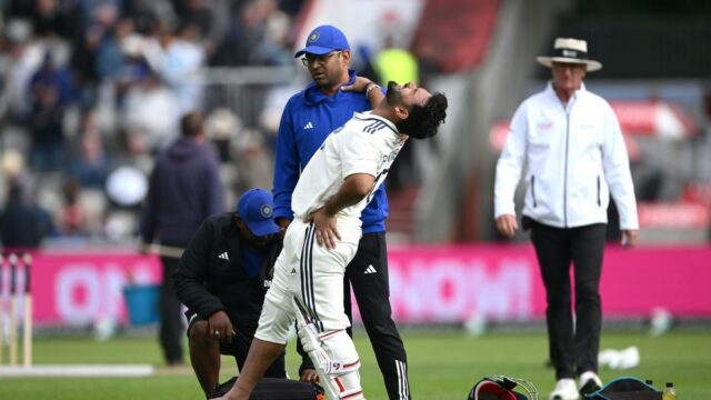 Ind vs Eng: Rishabh Pant estica o campo devido a lesão na perna

