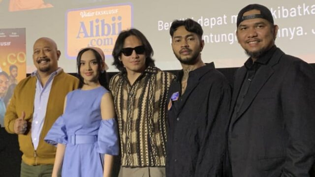 Indro Warkop Puji Lyodra durante a apresentação juntos, por quê?

