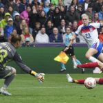 Inglaterra vs. Espanha - 2025 Final do euro feminino: pontuação ao vivo e atualizações quando Lauren Hemp quase dispara em frente à leoa, enquanto o príncipe William e a princesa Charlotte torcem pelas leoas de Sarina Wiegman