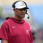 Futebol da NCAA: Central da Carolina do Norte na UCLA