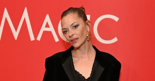 A batalha desordenada de divórcio e custódia de Jaime King e Kyle Newman explicou