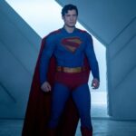 James Gunn diz que "Superman" é sobre "bem-estar humano básico" e história pró-imigrante sobre a América "