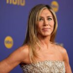 Jennifer Aniston, Hypnotise Beau 'abraçou' durante as férias curtas de Big Sur: relatório