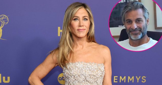 Jennifer Aniston e Jim Curtis Pack em PDA no meio do romance 014