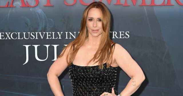 Jennifer Love Hewitt se envolve no caos em eu sei o que você fez no verão passado