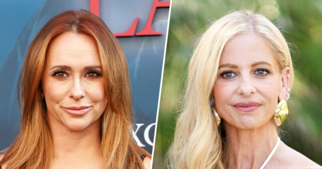 Sarah Michelle Gellar e Jennifer Love Hewitt em 