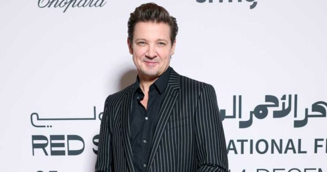 Jeremy Renner S Historia de Ditations Rashida Jones Amber Monson e mais 828