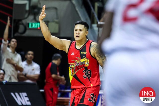 Jerico Cruz, de San Miguel Beermen