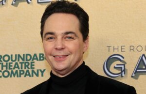 Jim Parsons bate Trump para cortar a linha direta LGBTK + CRISIS: ‘Eu acho que é literalmente criminosa “ Jim Parsons bate Trump para cortar a linha direta LGBTK + CRISIS: 'Eu acho que é literalmente criminosa "