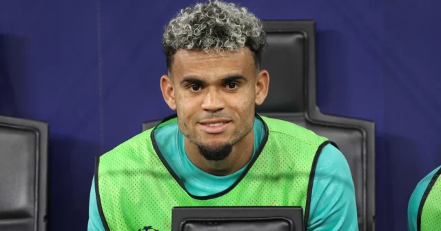 Jogador de futebol Luis Diaz Bayern de Munique. Liverpool ganhou 75 milhões de euros

