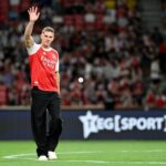 "Jogando contra ele é assustador" - o Arsenal Superstar faz uma estimativa confiante de troféu depois que Viktor Gyookeres assinou