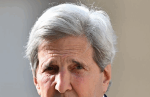 John Kerry admite: “Trump estava certo” sobre a imigração; O limite ‘Under Siege’ durante o administrador de Biden John Kerry admite que "Trump estava certo" sobre a migração e segurança de segurança