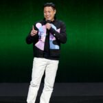 Jon M. Chu para um arquivo ao vivo direto "Hot Wheels" de Mattela, Warner Bros. e Robot Bad