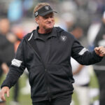 Jon Thunded diz que este NFL QB lembra Joe Montana