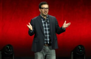 Josh Greenstein em conversas para ingressar na Paramount depois de conectar o Skitance Larry Ellison, principal tecnologia Oracle