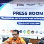 KMP Tunu Pratama Jaya Wreck ainda está intacto no fundo do Estreito de Bali, invertido, mas o óleo não derrama
