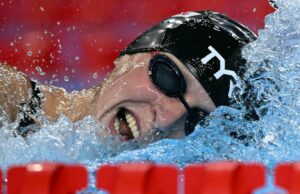 Katie Ledki permanece invencível no 1.500 freestyle no Campeonato Mundial de Natação Mundial Katie Ledki permanece invencível no 1.500 freestyle no Campeonato Mundial de Natação Mundial