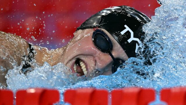 Katie Ledki permanece invencível no 1.500 freestyle no Campeonato Mundial de Natação Mundial

