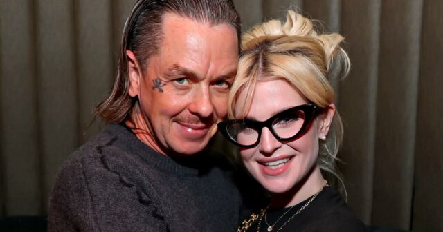 Kelly Osbourne e Sid Wilson se comprometem, mas não antes de Ozzy compartilhar sua opinião

