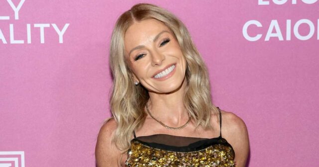Kelly Ripa e Mark's Family Album Consolations com seus 3 filhos ao longo dos anos: veja fotos