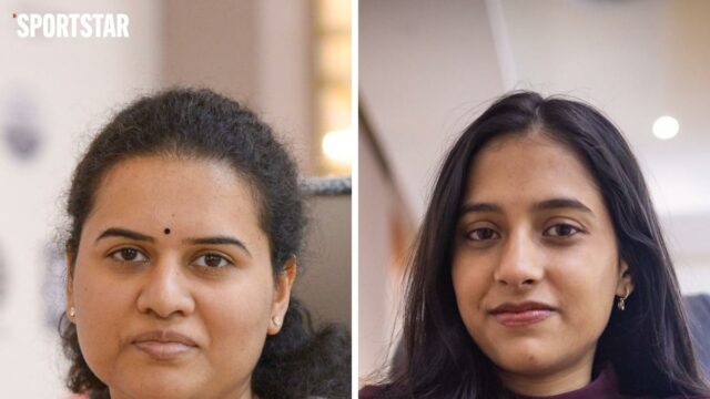 Koneru Humpy dá as boas -vindas à enorme corrida de Divya Deshmukh em frente às mulheres da Fide Women Sorld 2025 Final

