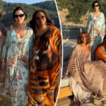 Kris Jenner, Oprah e Gayle King Model Skims Caftans em férias luxuosas no iate: "Charlie's Angels"