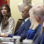 Kristi Noem descreve a visita emocional no campo Ravagate Texas