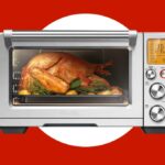 Frita de ar de forno inteligente Breville com uma tela digital.