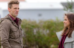 Lacey Chabert e Andrew Walker se reúnem para um novo filme de férias da Hallmark Lacey Chabert e Andrew Walker se encontram para um novo filme da Hallmark