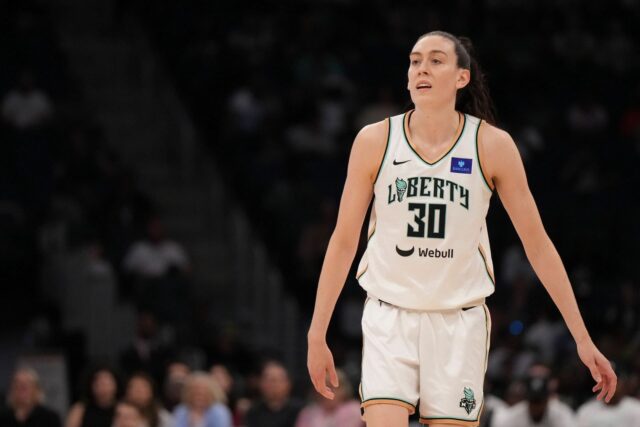 "Lesão de fadas é loucura" - os fãs da WNBA explodiram Breanna Stewart evita ferimentos graves, mas fui excluído do lançamento de 4 de jogo da Liberty para a Liberty.

