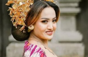 Lina Mukherjee gosta de engravidar do casamento, os usuários da Internet superaram até o RP. 20 milhões por dia Lina Mukherjee gosta de engravidar do casamento, os usuários da Internet superaram até o RP. 20 milhões por dia