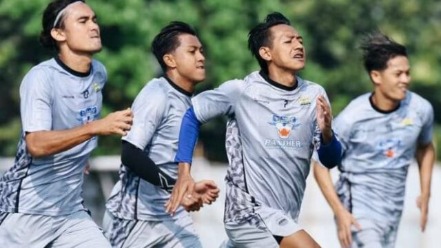 Lista completa de 24 jogadores do Persib Bandung que Lakoni TC na Tailândia


