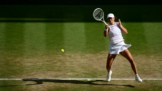 Lista de Wimbledon Single Champions for Women em idade aberta: Swiatek ganhou um título de inauguração em 2025.

